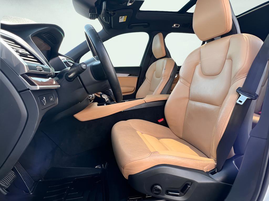 Used 2019 Volvo XC90 T6 Momentum w/ Advanced Package AWD/4WD image 17