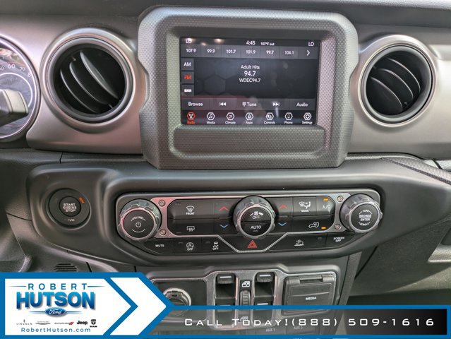 Used 2021 Jeep Gladiator Sport image 16