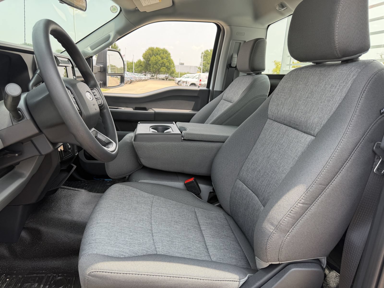 New 2026 Ford F550 4x4 Regular Cab Super Duty image 24