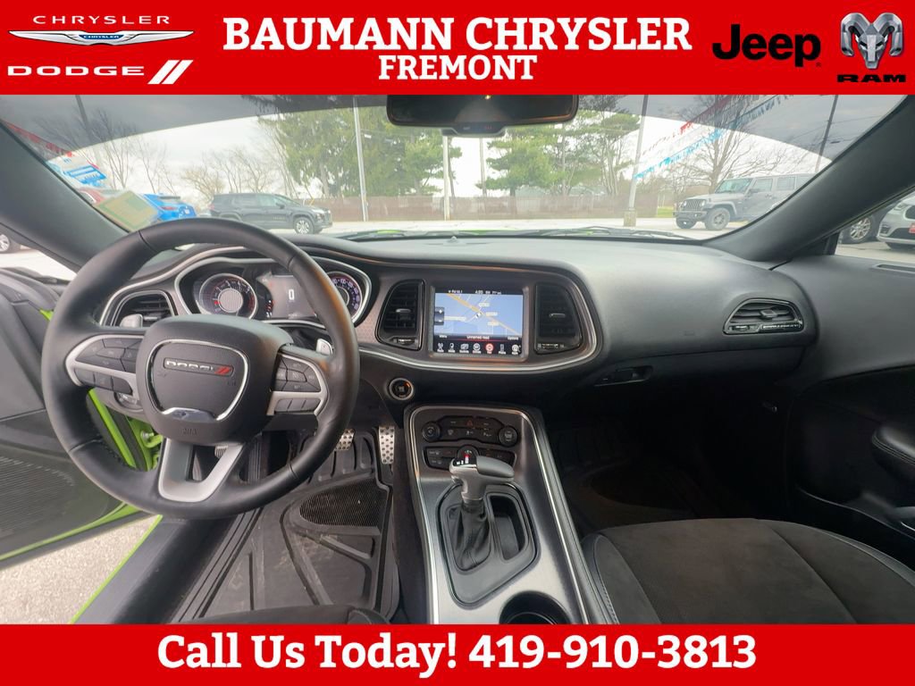 Used 2015 Dodge Challenger R/T Scat Pack w/ Leather Interior Group image 17