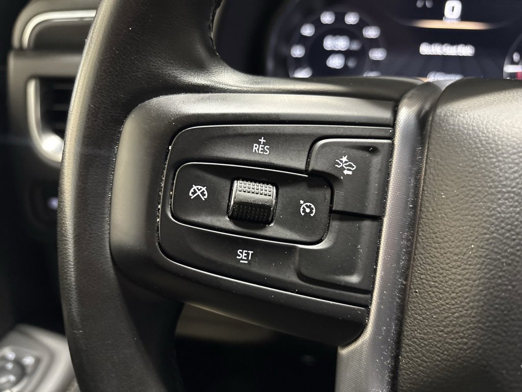 Used 2024 GMC Yukon SLT image 14