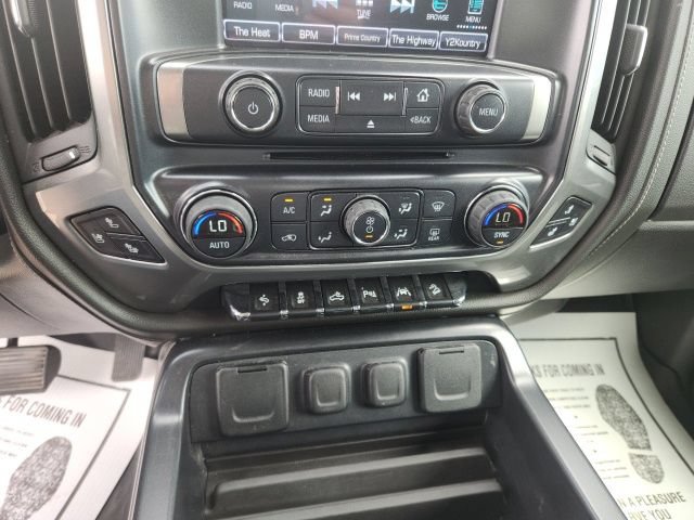 Used 2016 Chevrolet Silverado 1500 LTZ Z71 w/ LTZ Plus Package AWD/4WD image 17