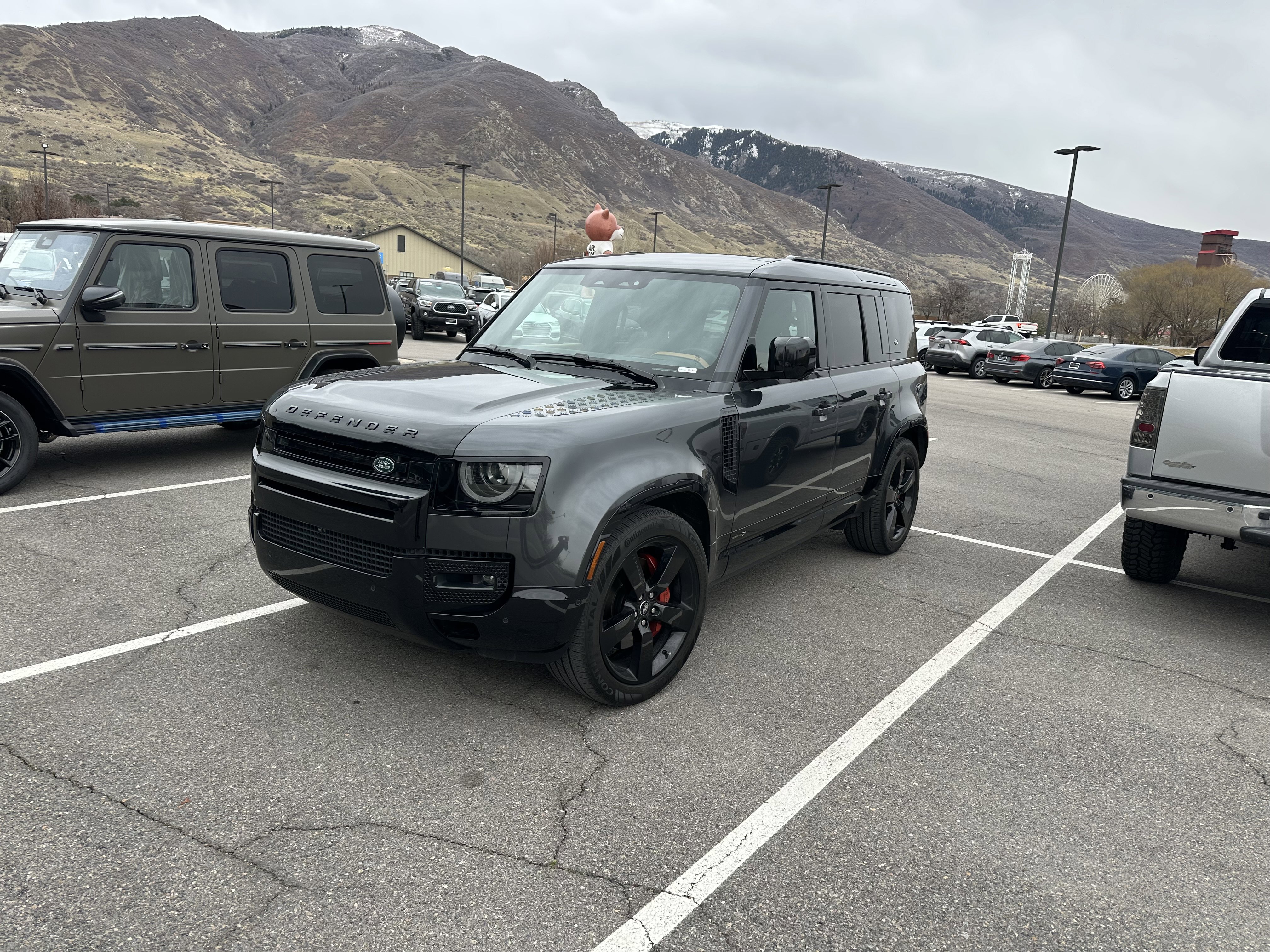 Used 2024 Land Rover Defender 110 X image 2