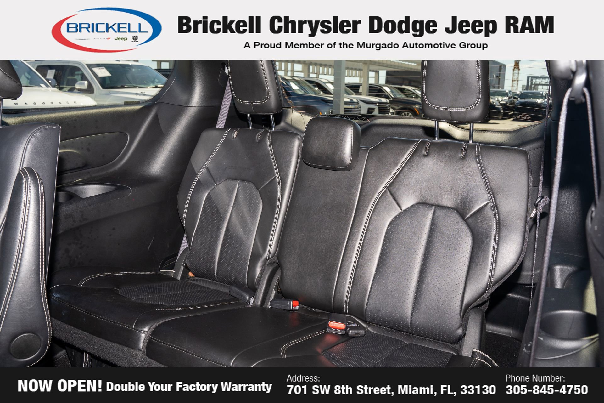 Used 2024 Chrysler Pacifica Limited FWD image 19