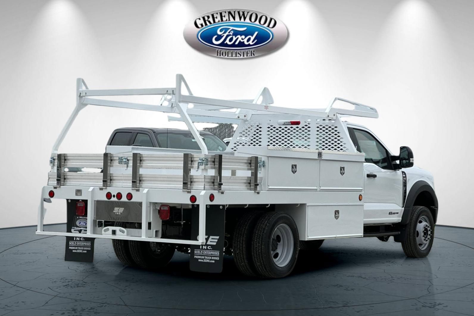 New 2026 Ford F550 2WD Regular Cab Super Duty image 4