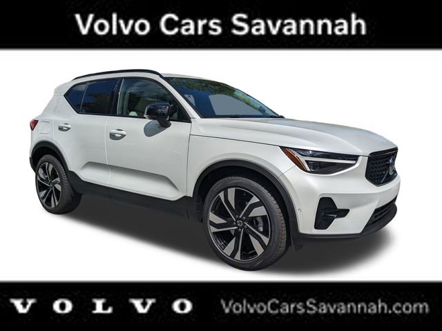 New 2026 Volvo XC40 B5 Ultra w/ Climate Package video 1