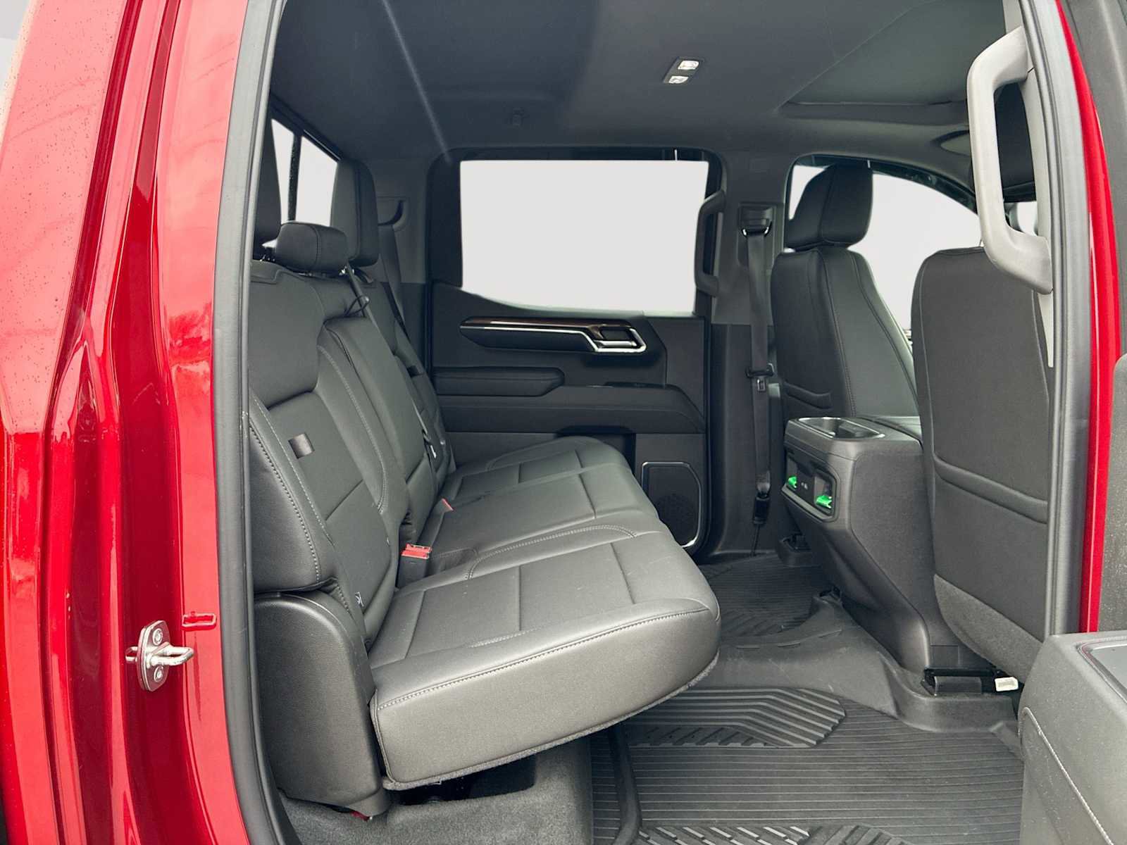 Certified 2024 Chevrolet Silverado 1500 LT Trail Boss w/ Convenience Package II image 28