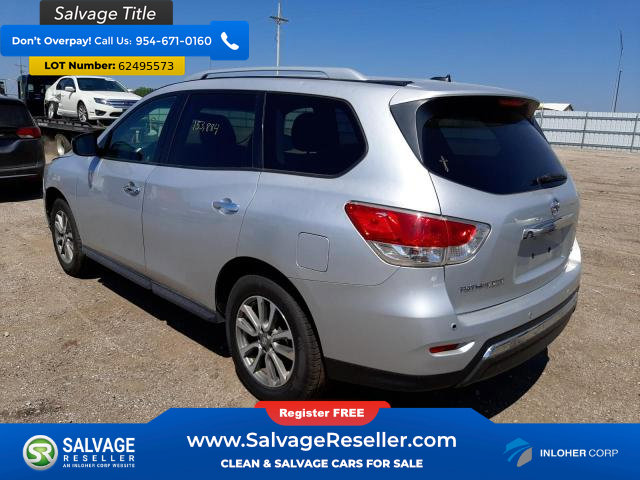 Used 2013 Nissan Pathfinder SV image 4