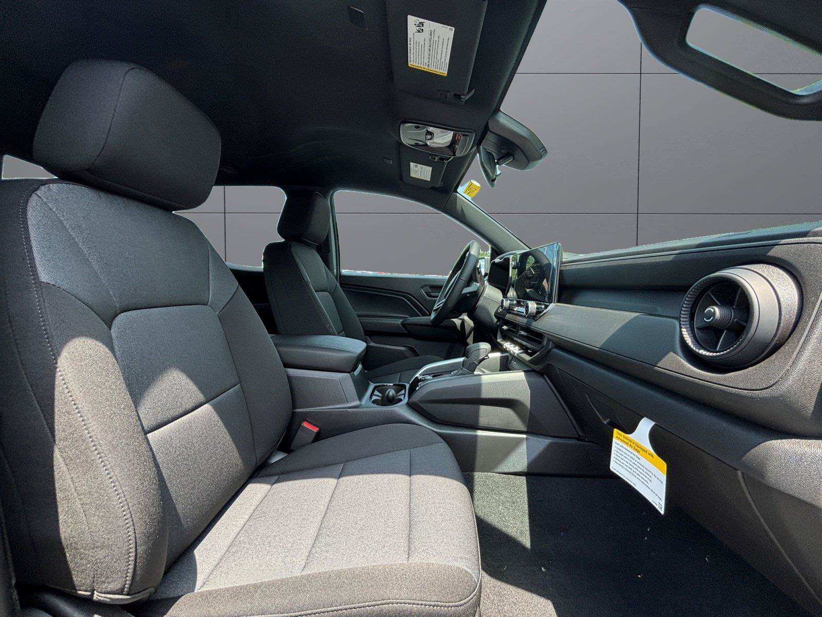 New 2026 Chevrolet Colorado W/T AWD/4WD image 15