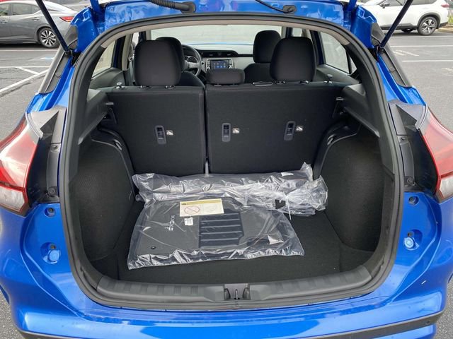 New 2025 Nissan Kicks Play S image 10