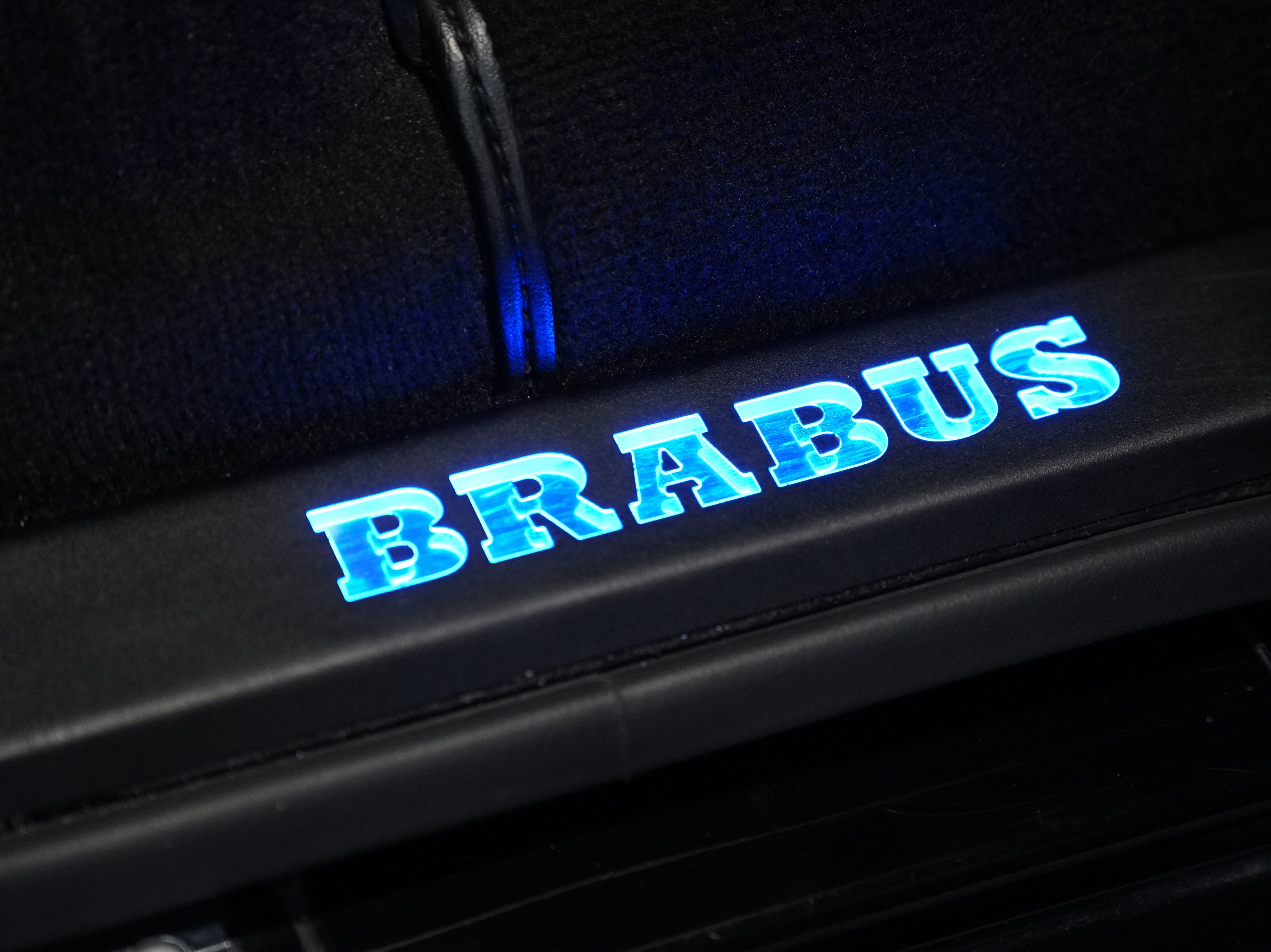 Used 2017 Mercedes-Benz G 550 Squared image 42