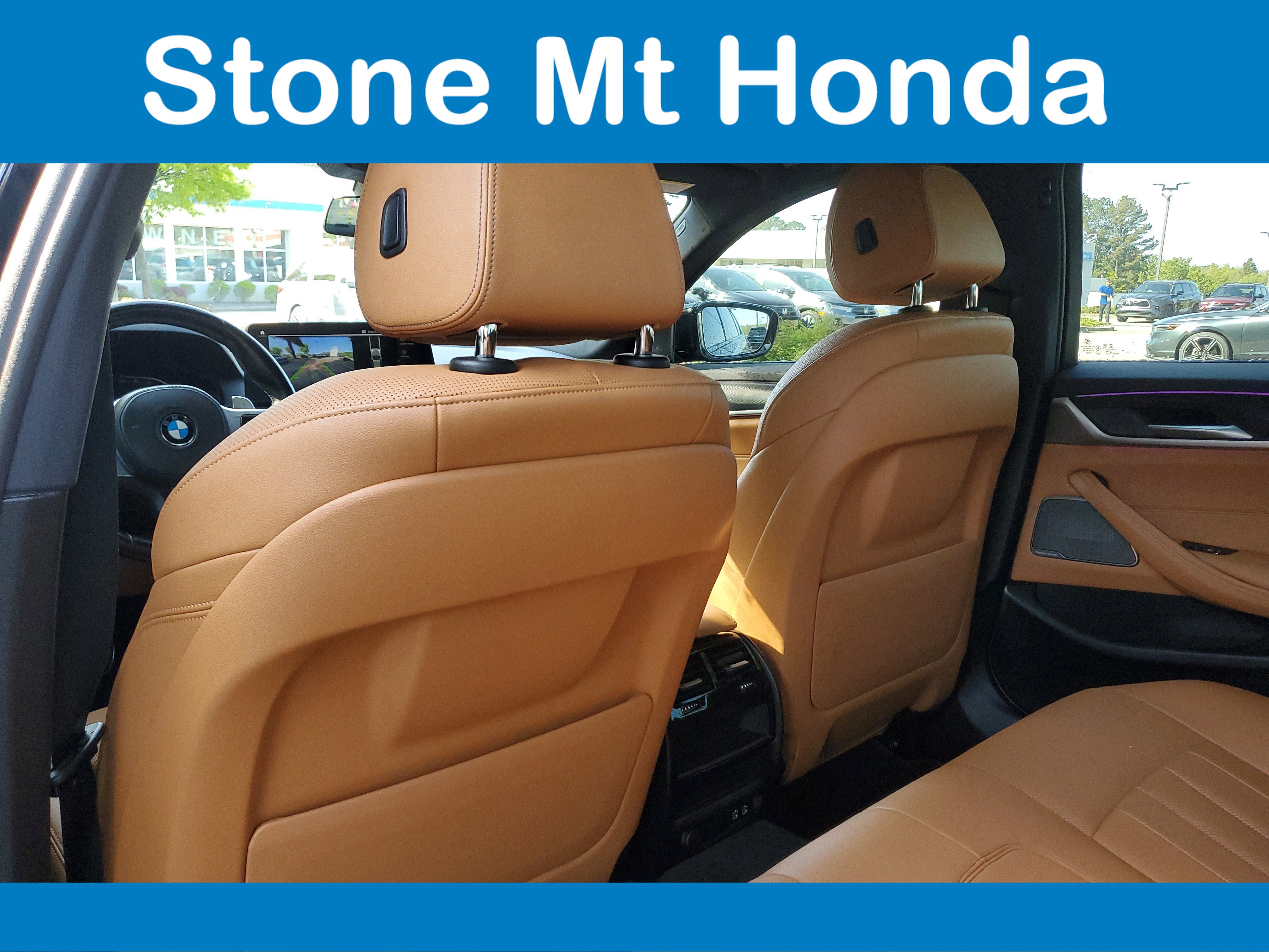 Used 2022 BMW 540i w/ M Sport Package image 8