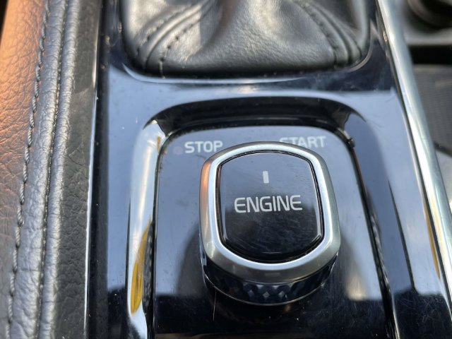 Used 2018 Volvo S90 T5 Momentum w/ Protection Package FWD image 30