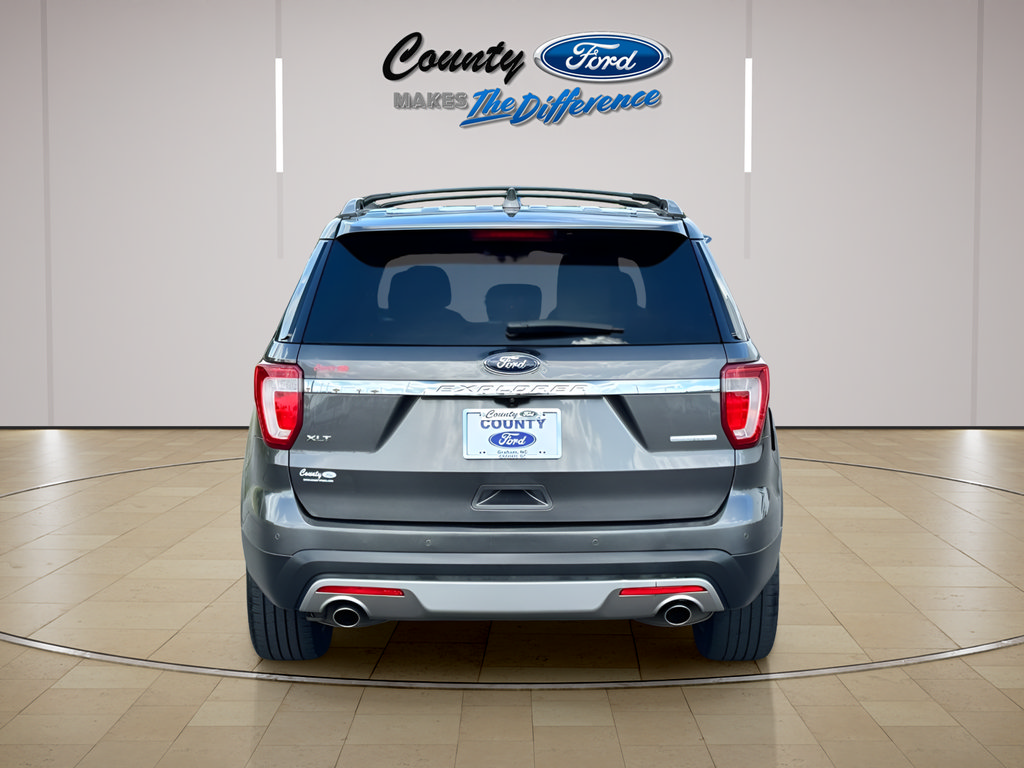 Used 2016 Ford Explorer XLT w/ Equipment Group 201A FWD image 8