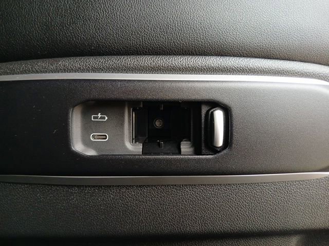 Used 2024 BMW X5 xDrive40i image 16