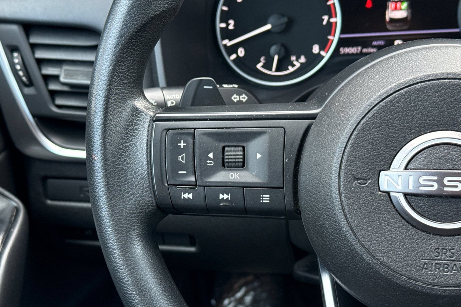 Certified 2024 Nissan Rogue S AWD/4WD image 31