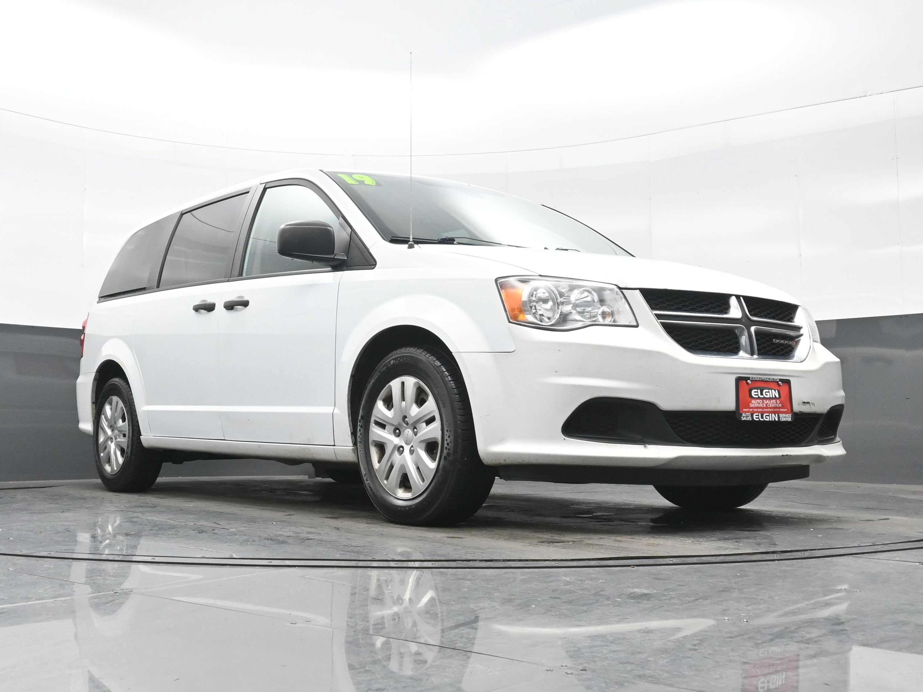 Used 2019 Dodge Grand Caravan SE w/ UConnect Hands-Free Group FWD image 28