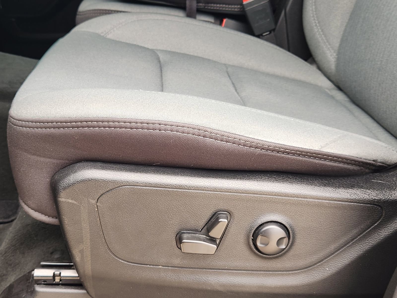 Used 2022 RAM 1500 Big Horn RWD image 27