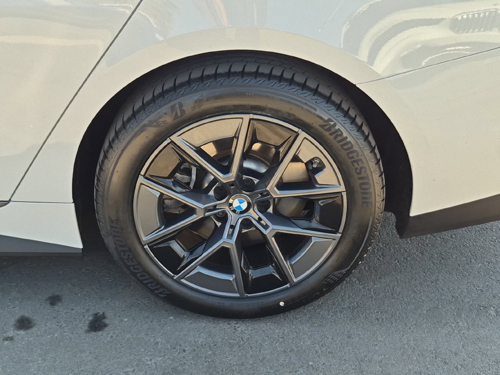 Certified 2025 BMW i4 eDrive40 w/ Parking Assistance Package RWD image 32