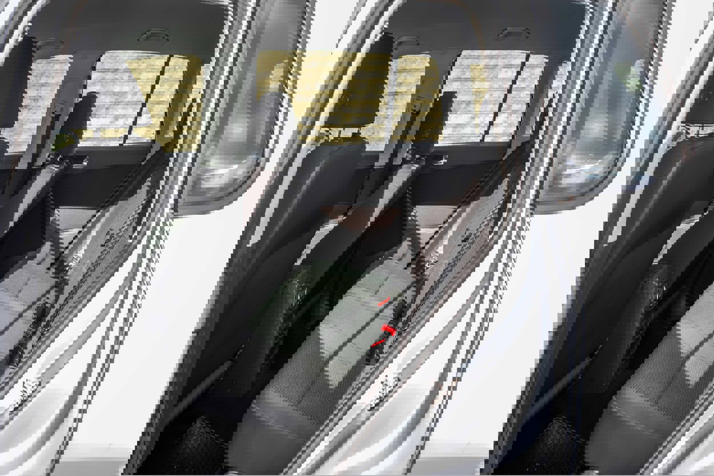 Used 2017 Volkswagen Tiguan Limited w/ Premium Package image 19