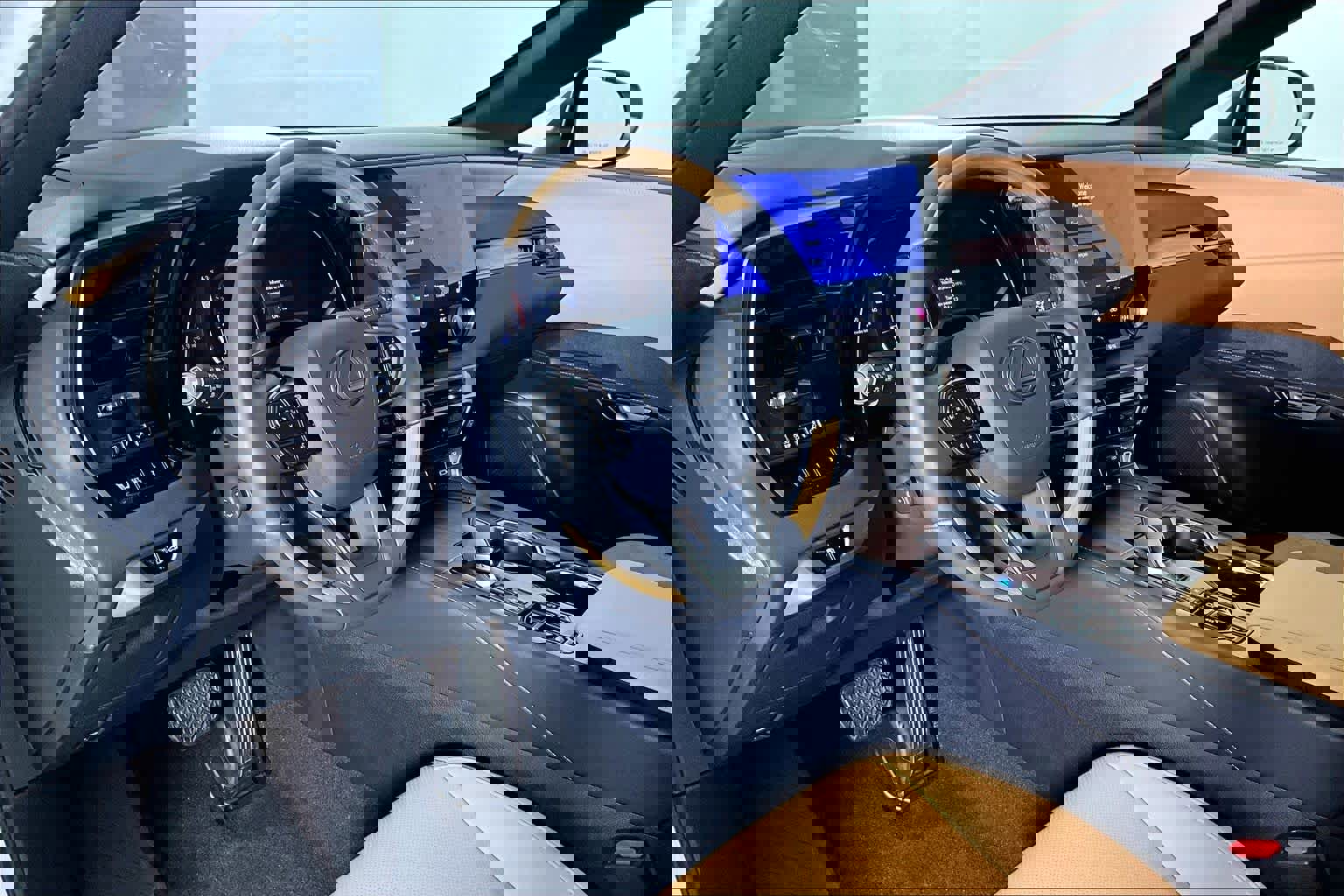 Used 2025 Lexus RX 350 Premium image 17