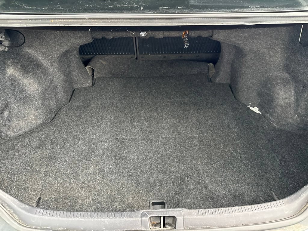 Used 2014 Toyota Camry SE w/ Moonroof Package FWD image 34