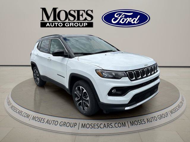 Used 2023 Jeep Compass Limited AWD/4WD image 1