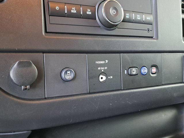Used 2025 Chevrolet Express 2500 w/ Driver Convenience Package RWD image 17