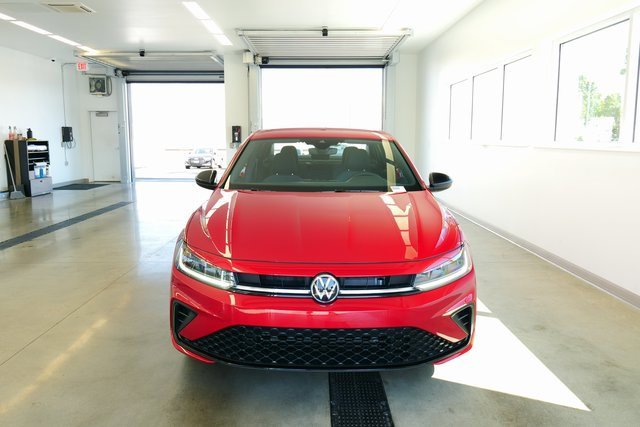 New 2025 Volkswagen Jetta Sport image 2
