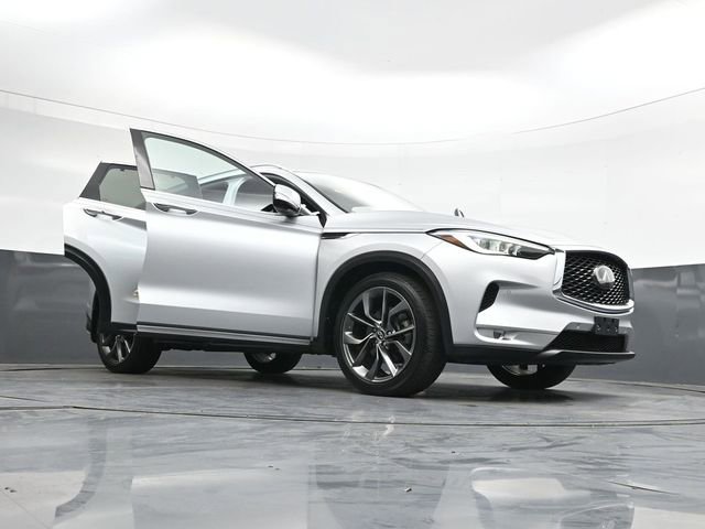 Used 2019 INFINITI QX50 Essential w/ Sensory Package AWD/4WD image 43