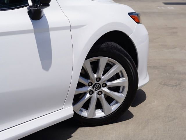 Used 2020 Toyota Camry LE w/ Carpet Mat Package FWD image 9