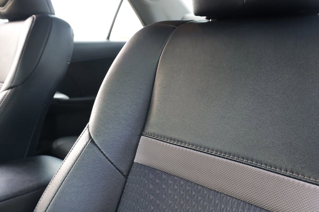 Used 2012 Toyota Camry SE image 22