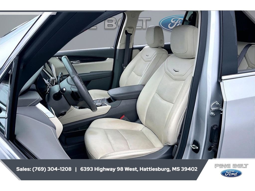 Used 2020 Cadillac XT6 Premium Luxury AWD/4WD image 18