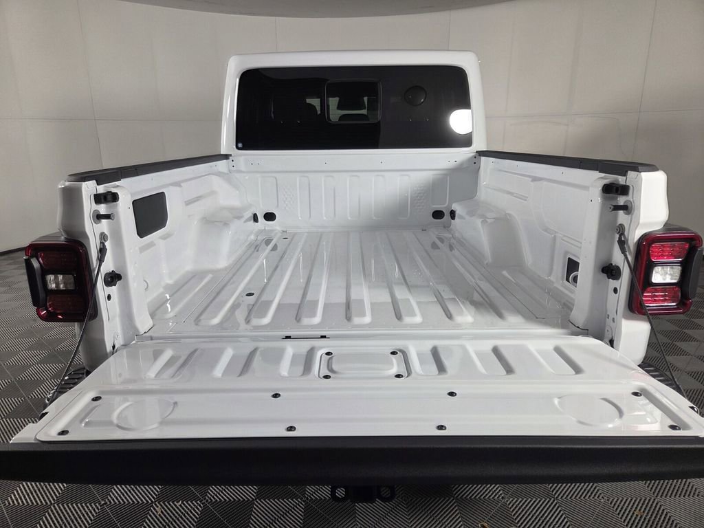 New 2026 Jeep Gladiator Mojave AWD/4WD image 19