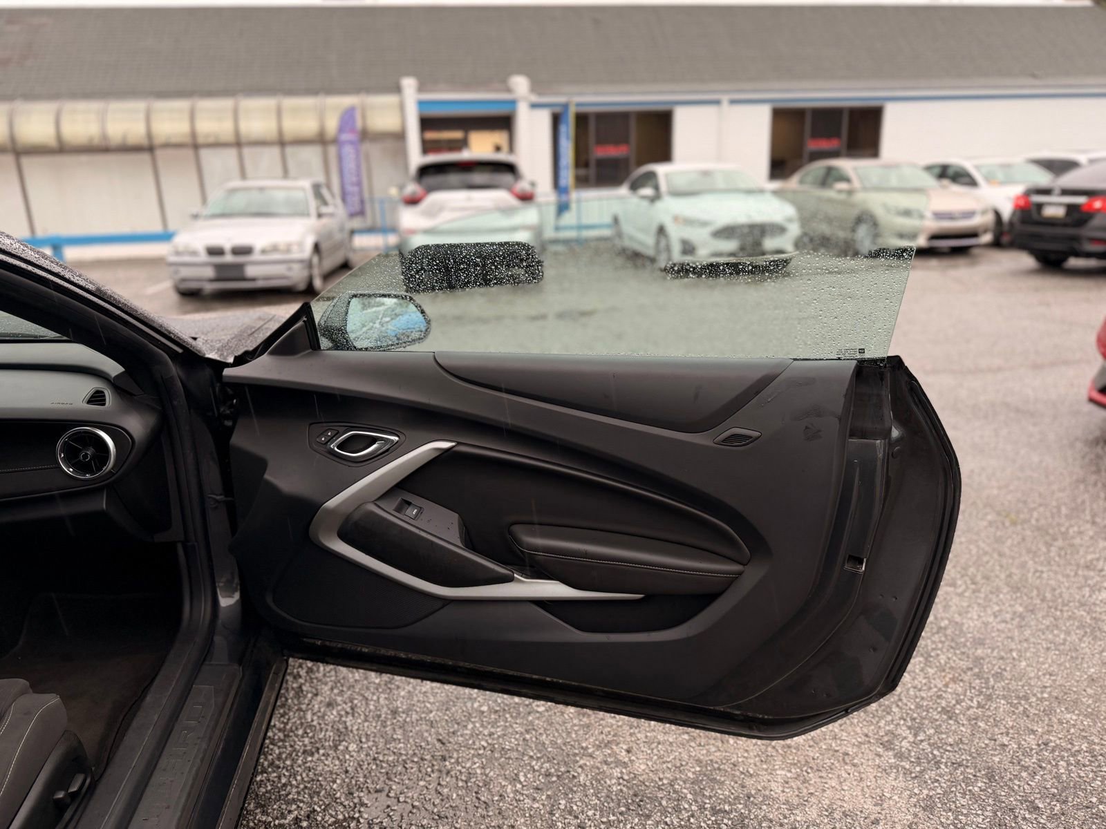 Used 2016 Chevrolet Camaro SS RWD image 21