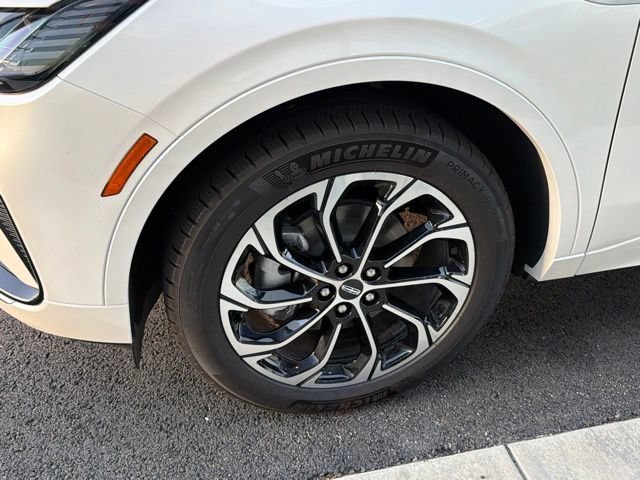 New 2026 Lincoln Nautilus Reserve AWD/4WD image 6