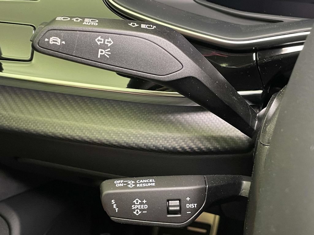 New 2026 Audi SQ8 Prestige AWD/4WD image 42