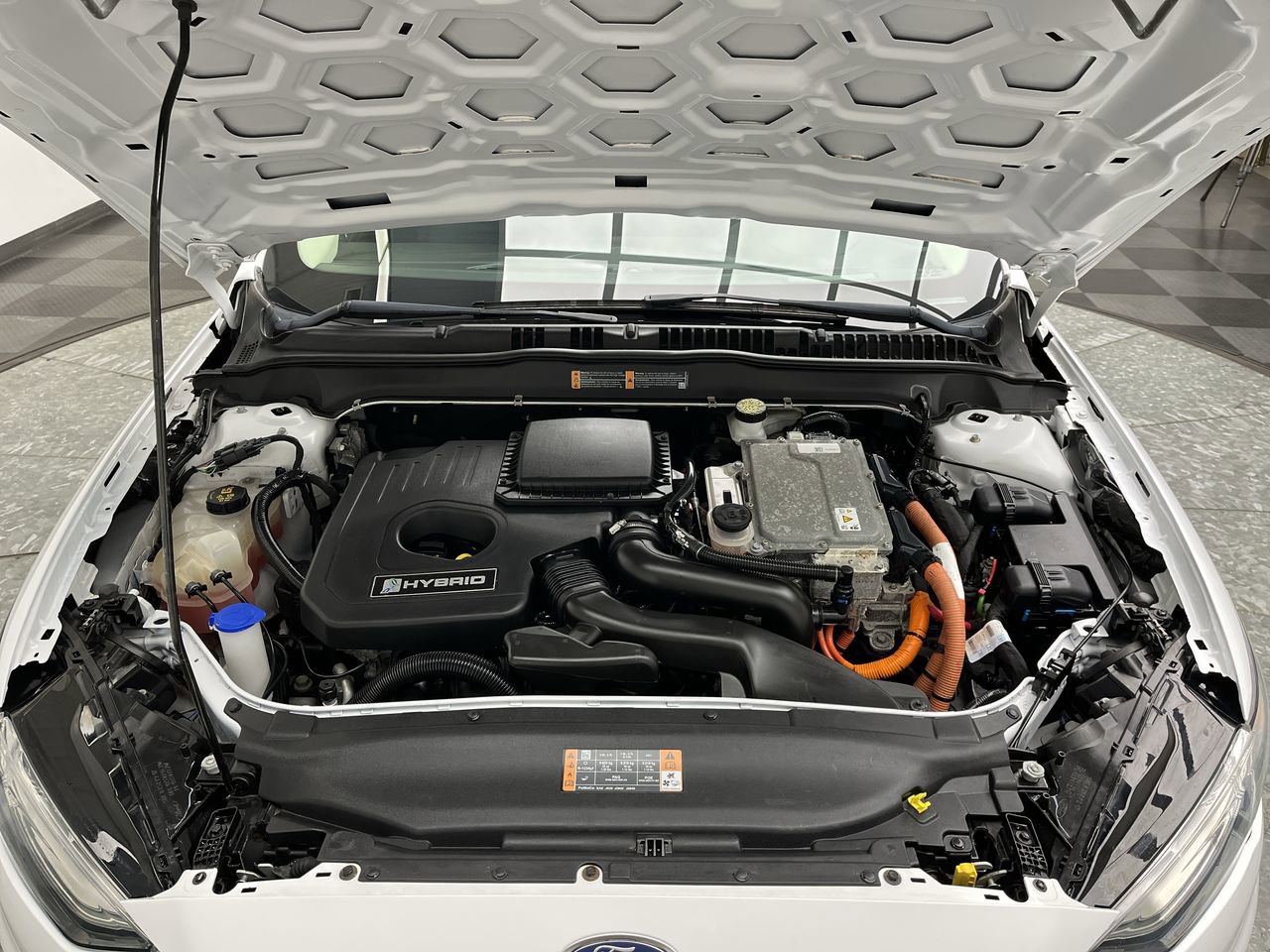 Used 2019 Ford Fusion SE FWD image 26