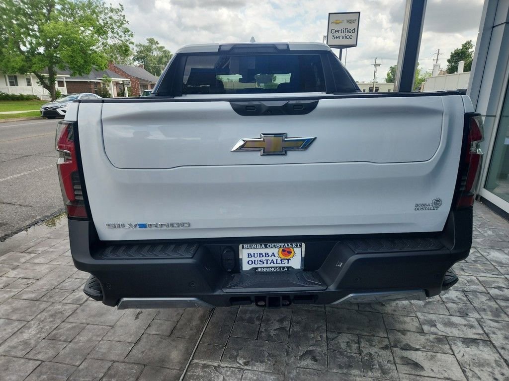 New 2025 Chevrolet Silverado EV LT AWD/4WD image 4