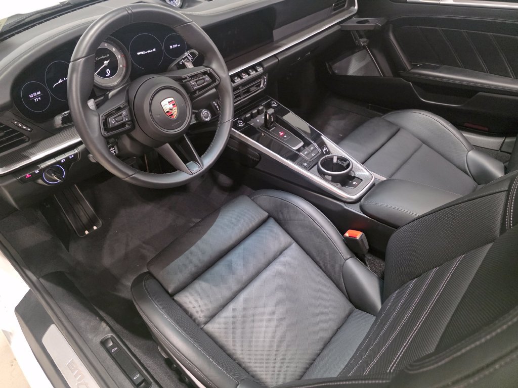 Certified 2025 Porsche 911 Turbo S AWD/4WD image 19
