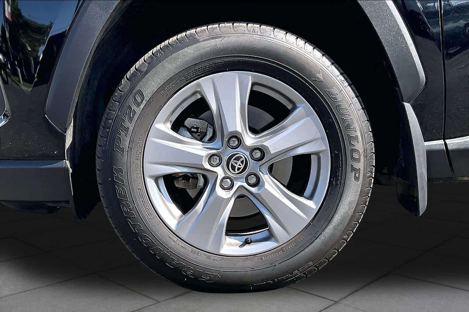 Certified 2025 Toyota RAV4 XLE AWD/4WD image 10