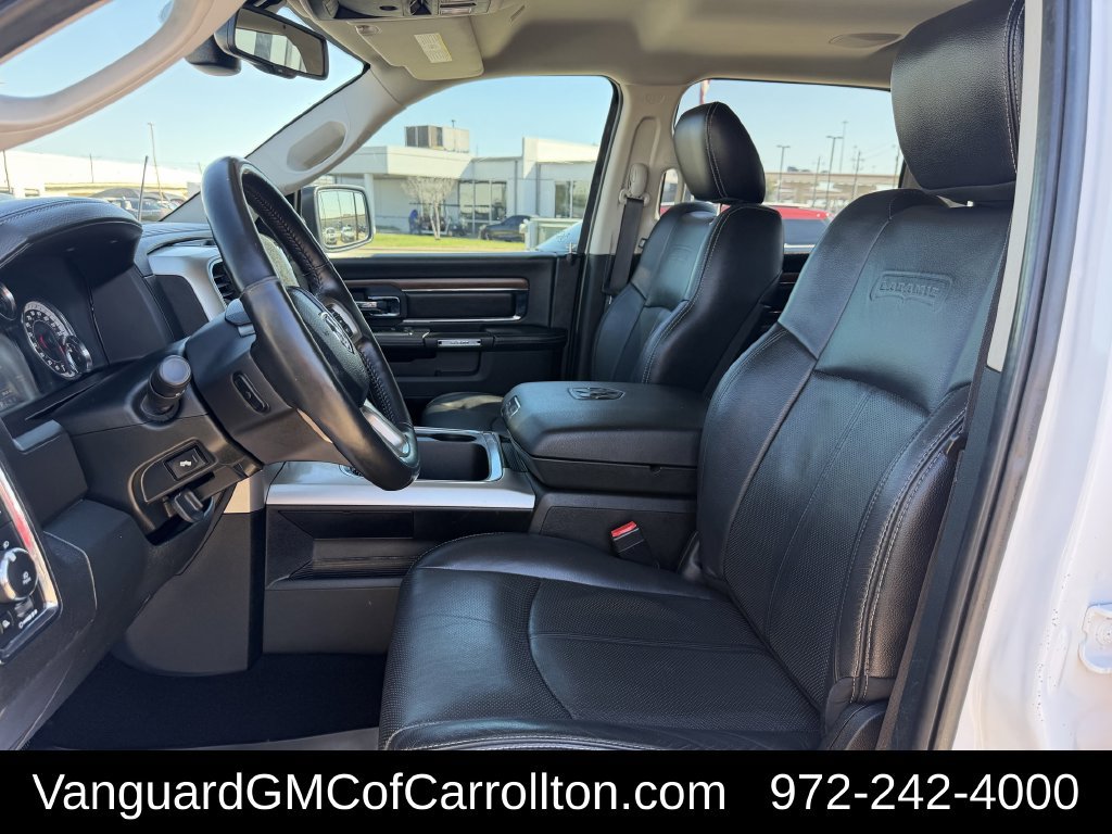 Used 2018 RAM 1500 Laramie w/ Convenience Group AWD/4WD image 27