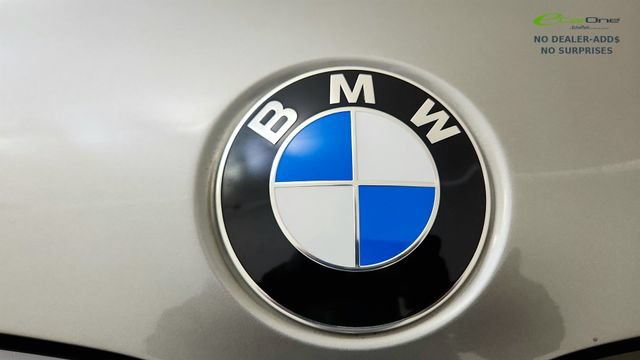 Used 2022 BMW 750i xDrive w/ M Sport Package AWD/4WD image 27