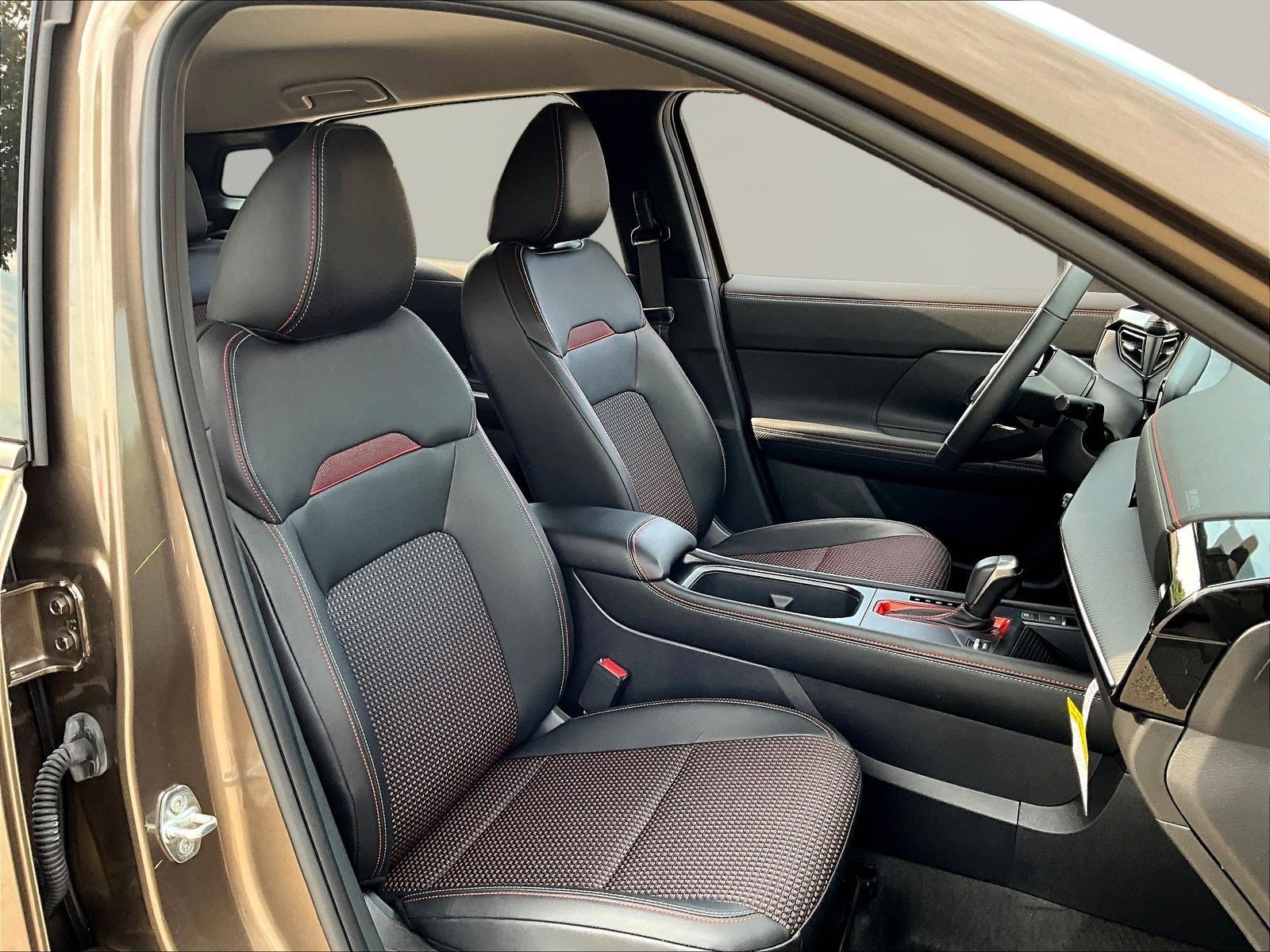 Certified 2026 Nissan Kicks SR w/ Cold Weather Package AWD/4WD image 28