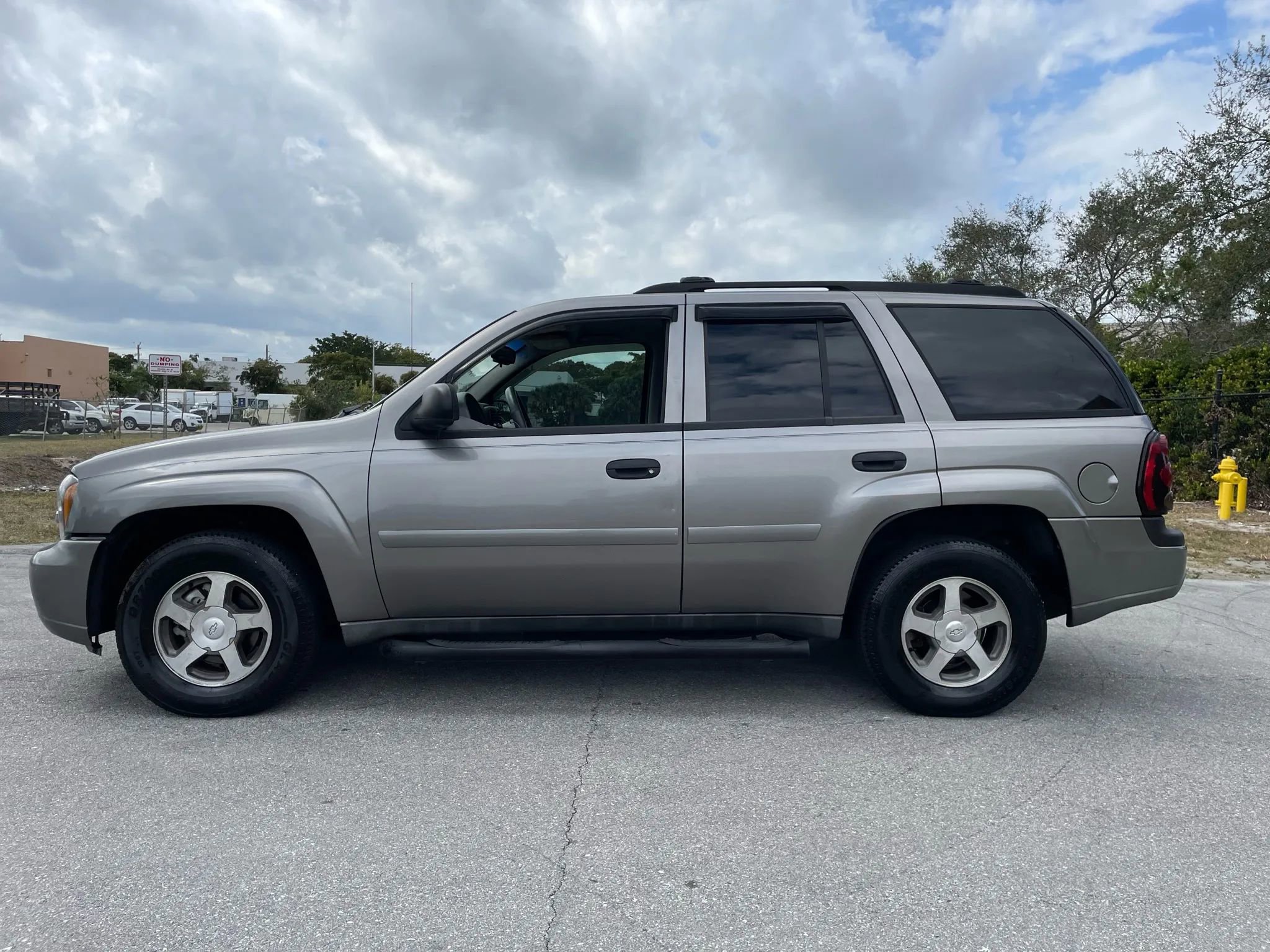 Used 2006 Chevrolet TrailBlazer LS w/ LS Preferred Equipment Group image 11