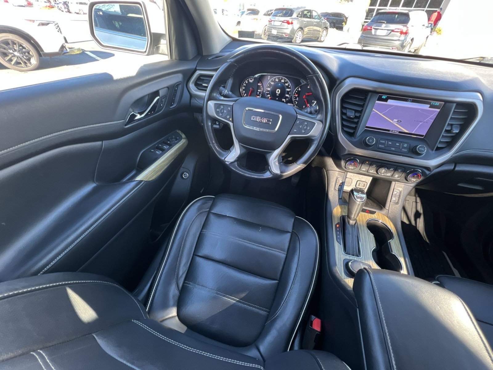 Used 2019 GMC Acadia Denali w/ Technology Package image 4