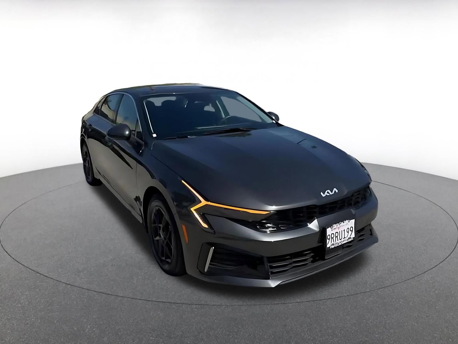 Used 2025 Kia K5 LXS image 3