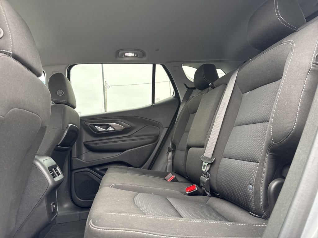 Used 2024 GMC Terrain SLE AWD/4WD image 17