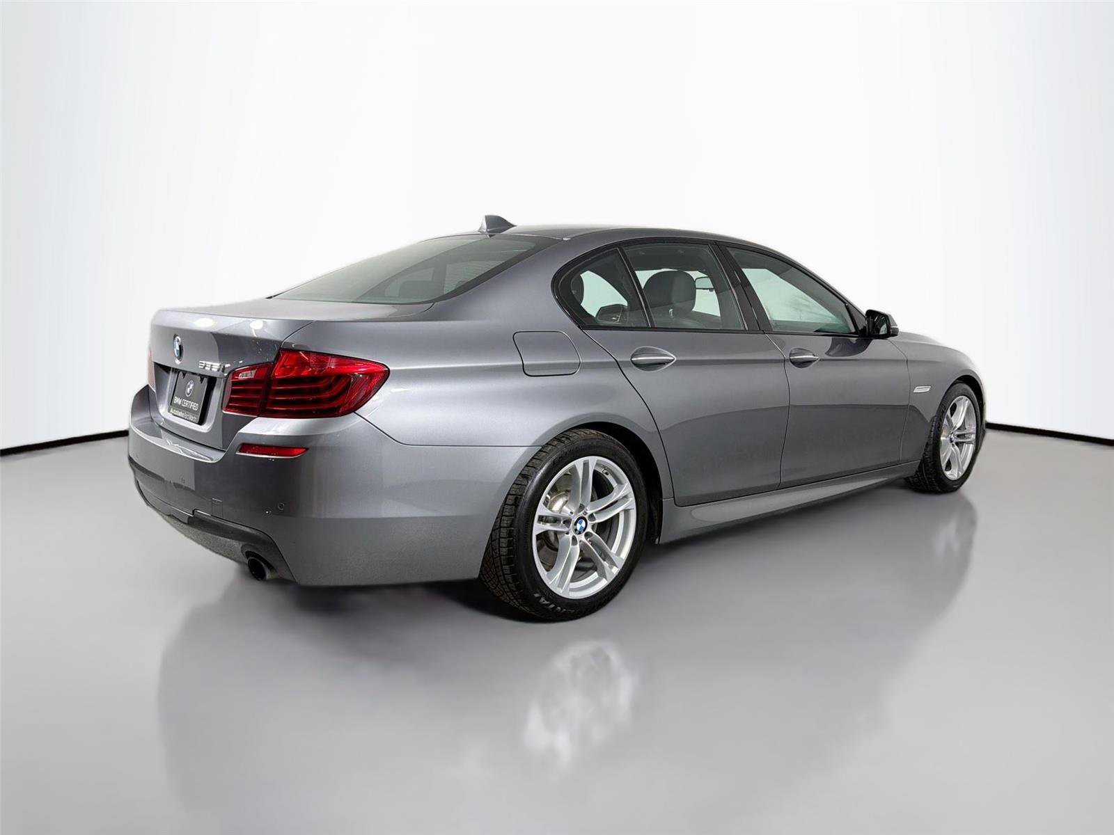 Used 2016 BMW 535i Sedan RWD image 5