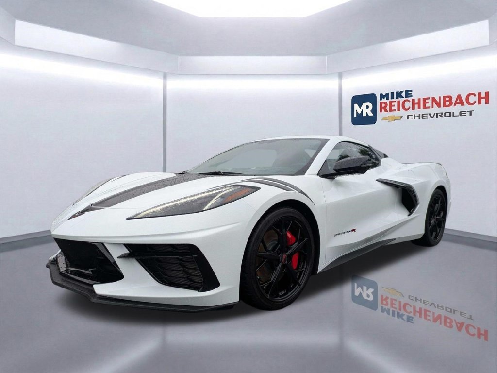 Used 2023 Chevrolet Corvette Stingray Premium Conv w/ Z51 Performance Package RWD image 8